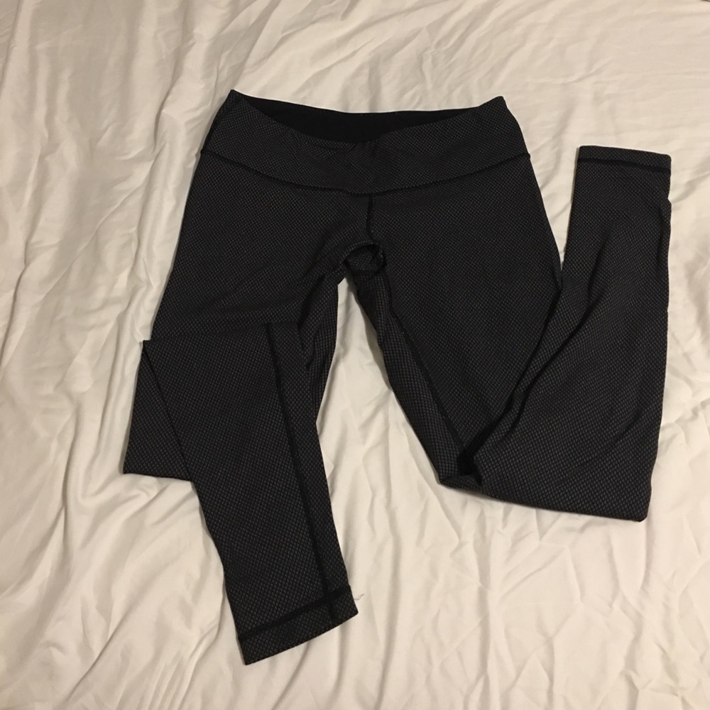 Knit Wunder under full length Lululemons