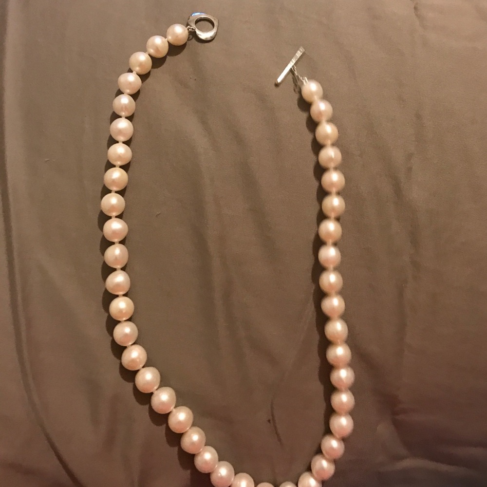 Pearl necklace