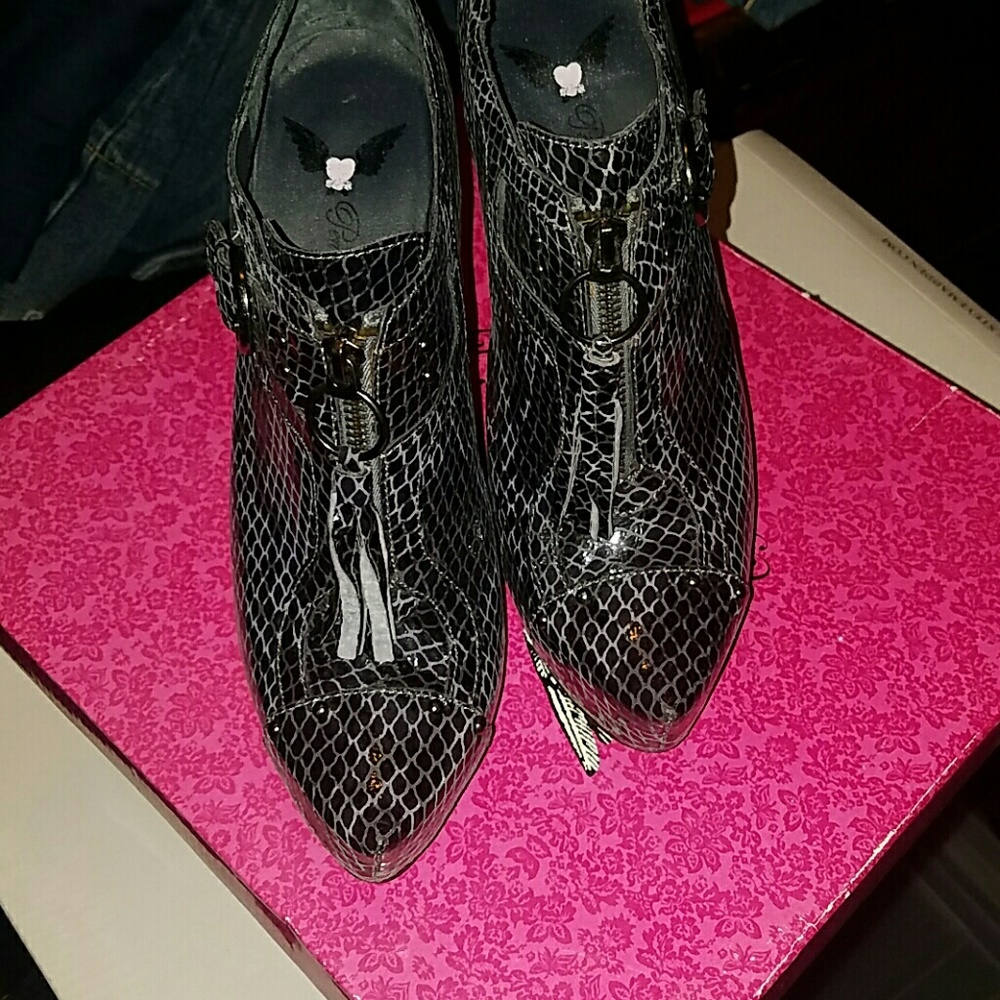 Snake Skin print booties