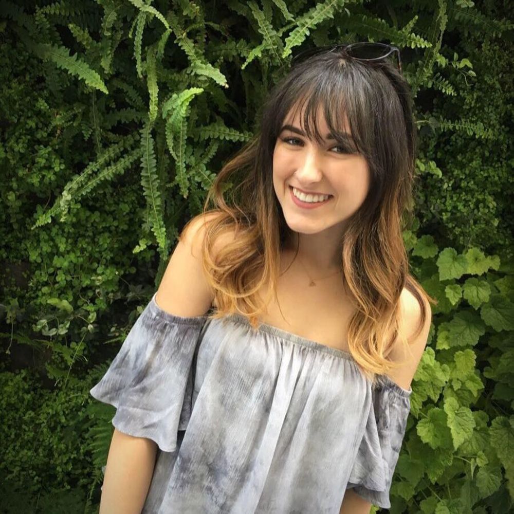 Meet your Posher, Halie