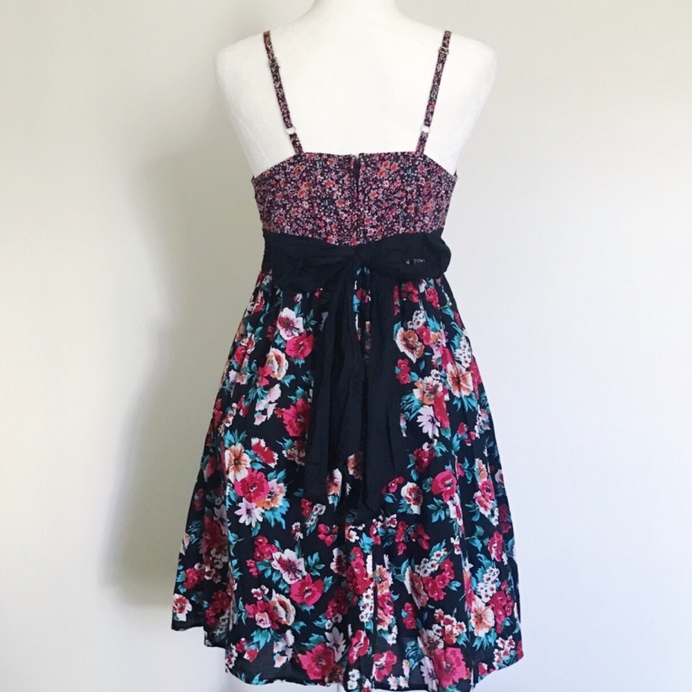 *PRICE DROP!* Cotton Floral Dress with Bow - Picture 4 of 4