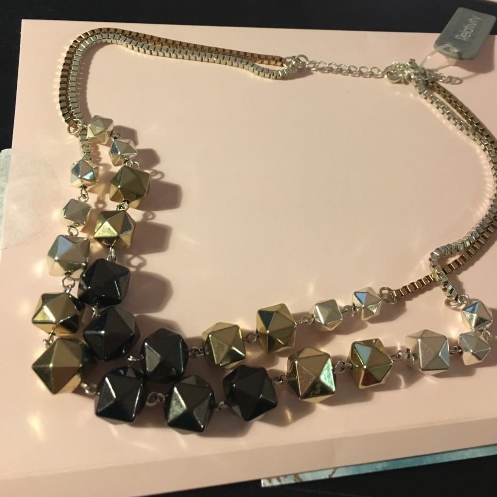 NWT statement necklace