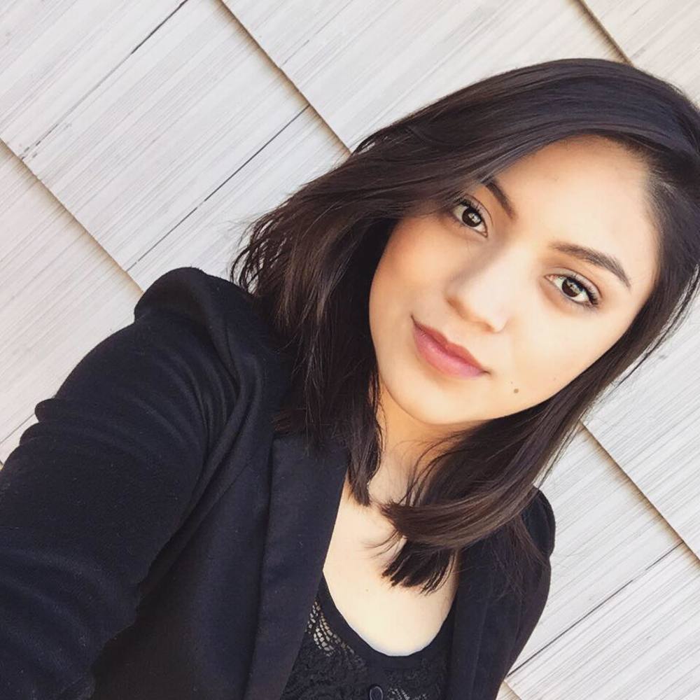 Meet your Posher, Esmeralda