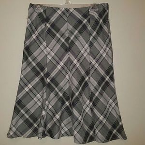 B MOSS size 8 midi mermaid plaid career skirt