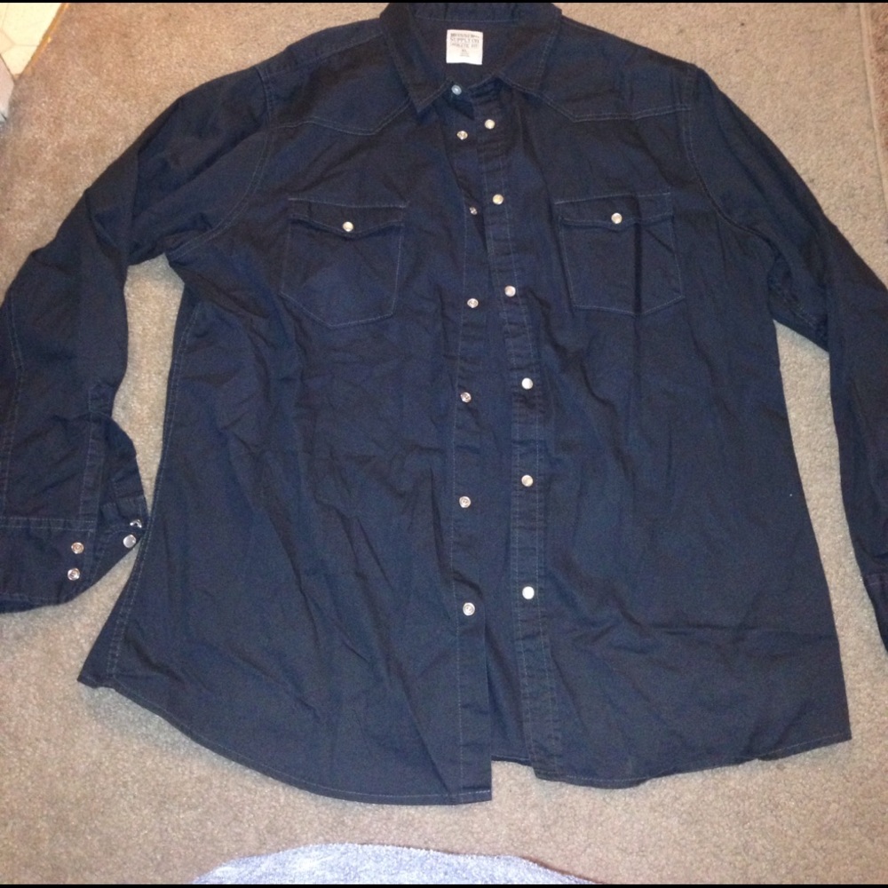 Men's mossimo size xl shirt