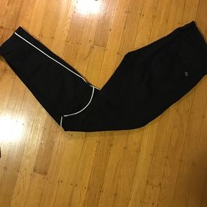 Rag and bone skinnies w white leather pipping