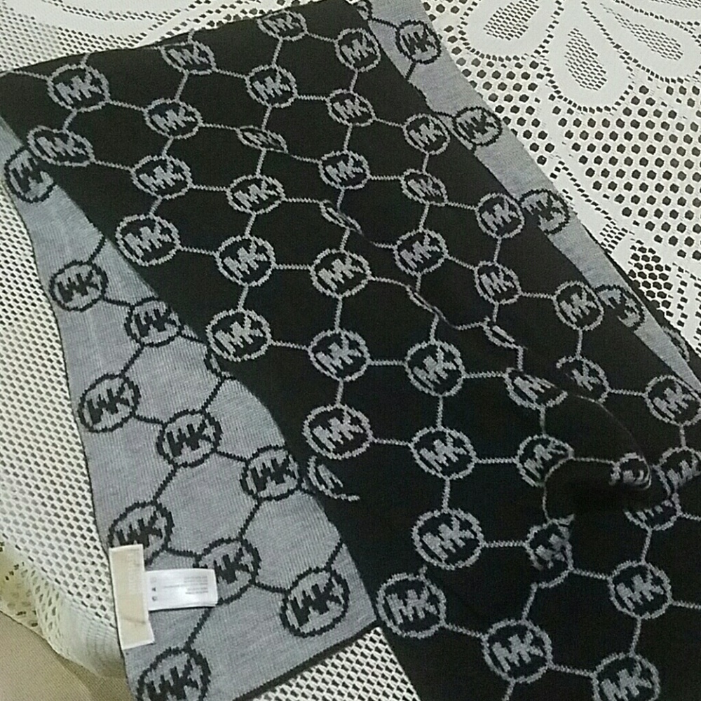 Michael Kors Scarf