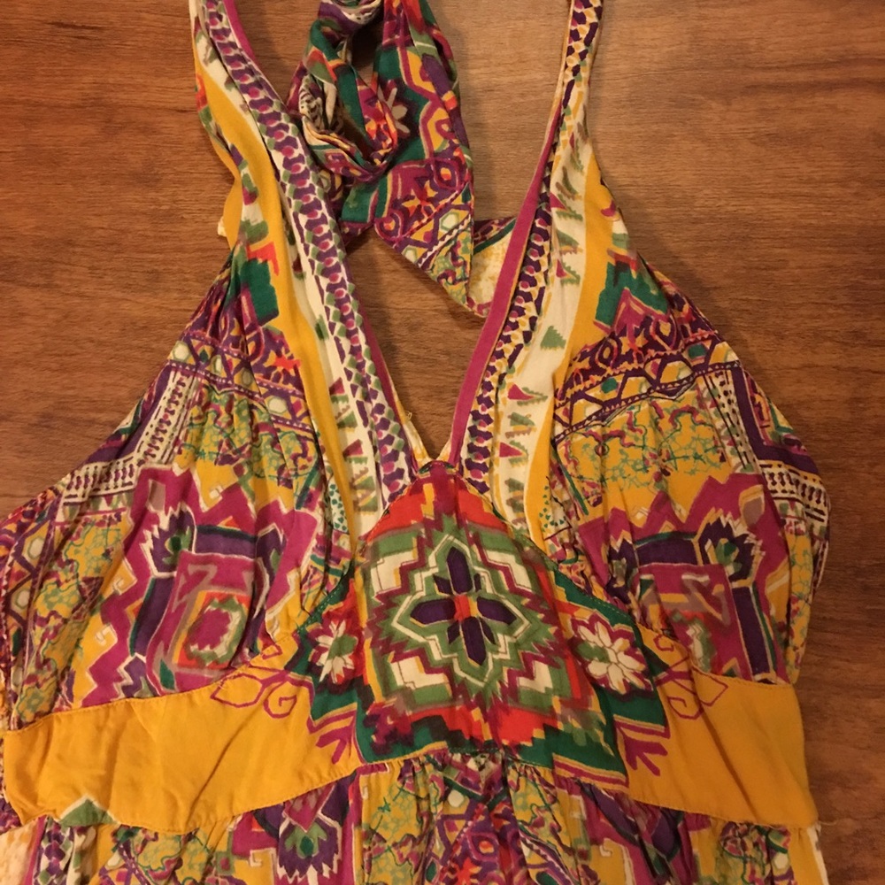 Yellow patterned hippie maxi dress. Tie neck