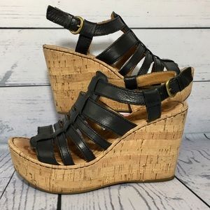Pre 💗 Born Wedge Sandals