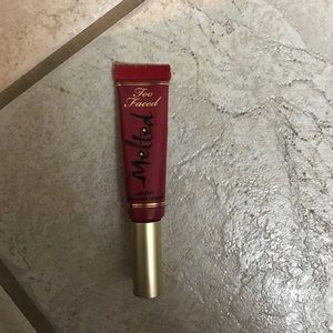 🔹too faced melted lipstick🔹