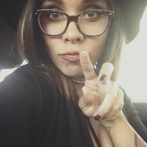 Meet your Posher, Courtney