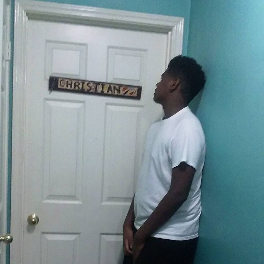 Meet your Posher, Christian