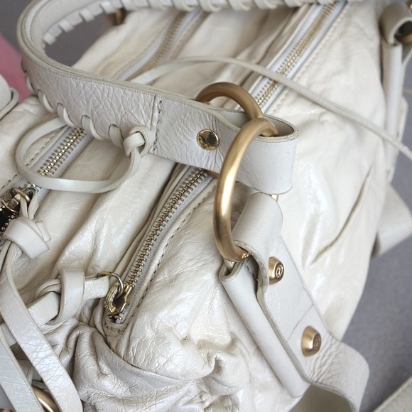 Francesco Biasia Ivory Crossbody Leather Handbag - Picture 2 of 8