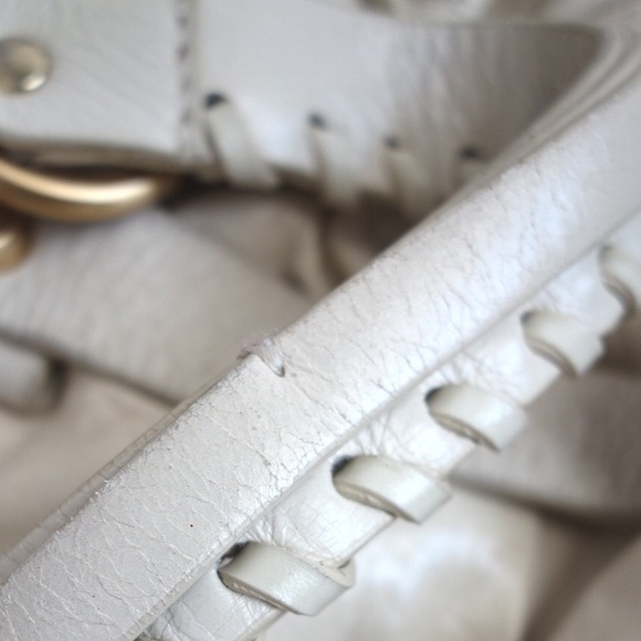 Francesco Biasia Ivory Crossbody Leather Handbag - Picture 5 of 8