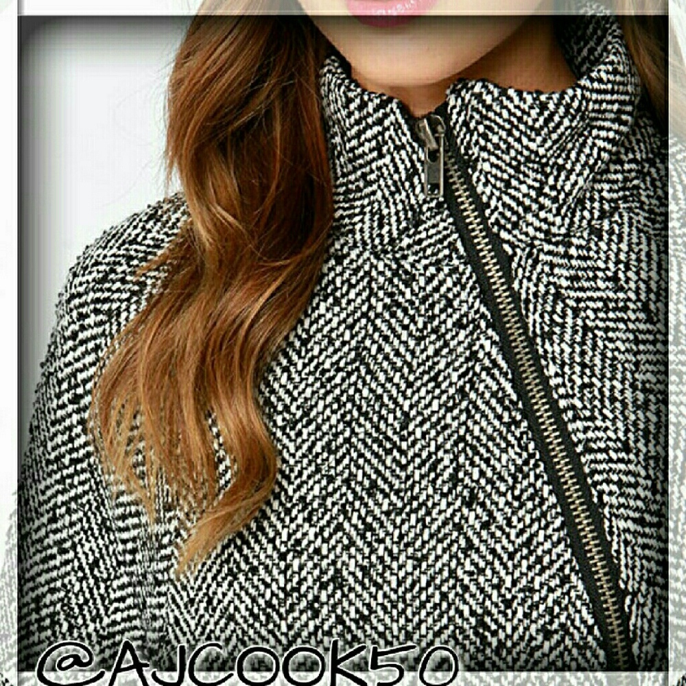 Tweed Side Zipper Fashion Cape - Picture 3 of 5