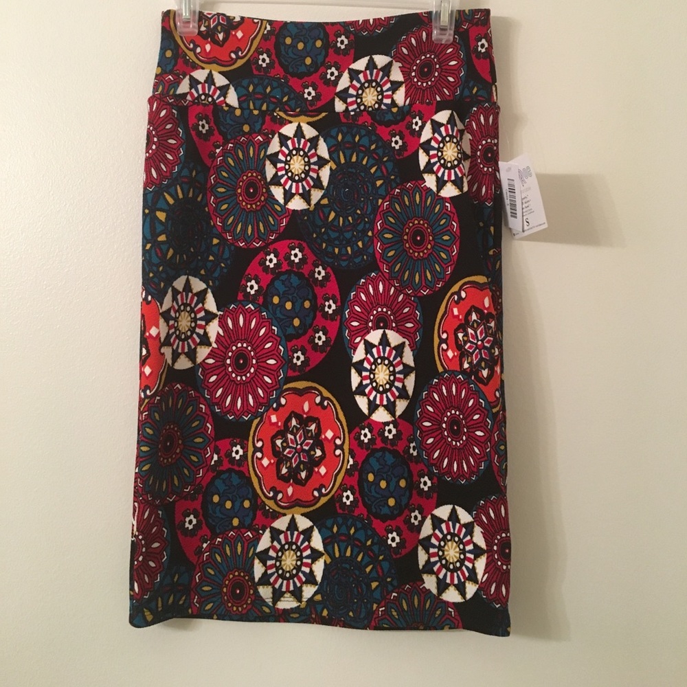 LuLaRoe Cassie small NWT
