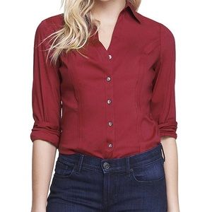 Red express sz M the essential shirt.