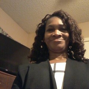 Meet your Posher, Sherry