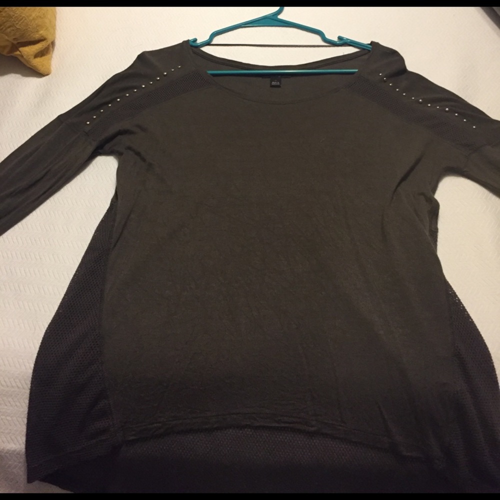 Army green high low shirt