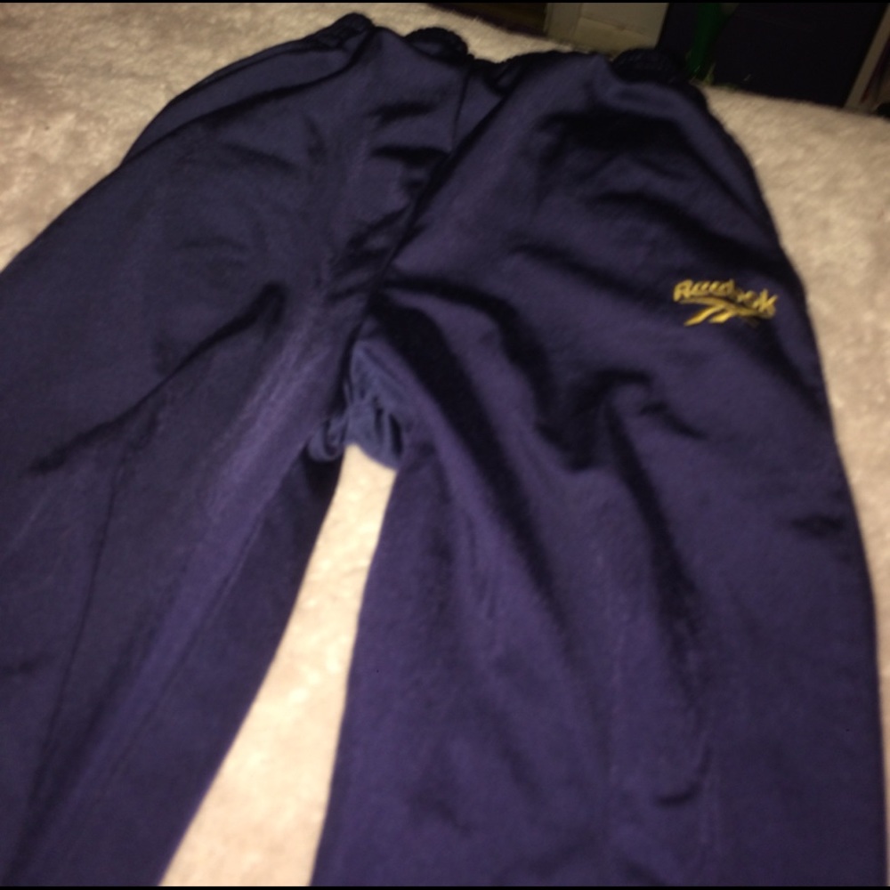 Dark blue Reebok sweatpants