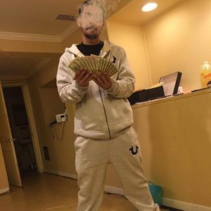 Meet your Posher, Justin