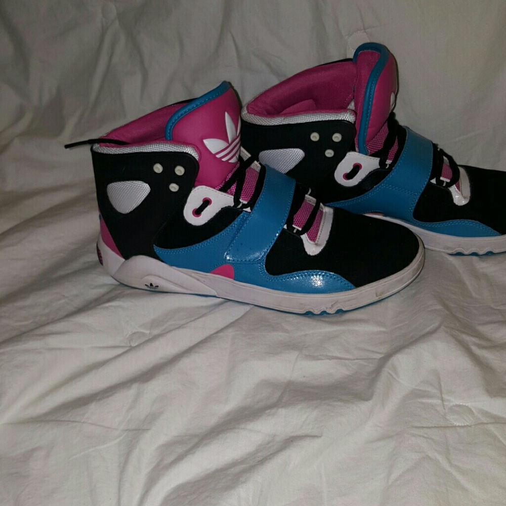 Adidas Roundhouse - Picture 3 of 4