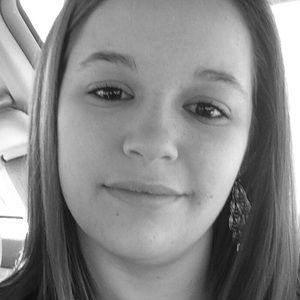 Meet your Posher, Kelli