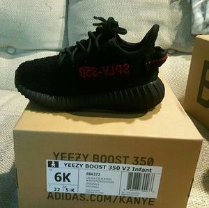 Yeezy boost 350 V2 bred size 6k