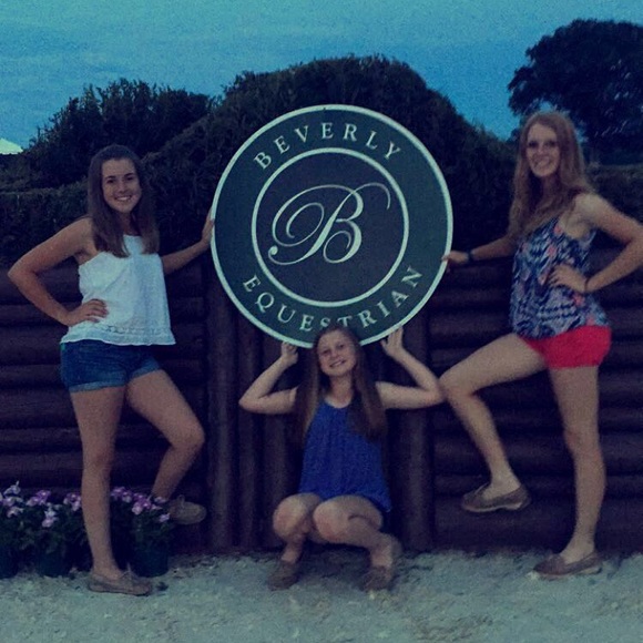 Meet your Posher, Emma - Picture 1 of 1