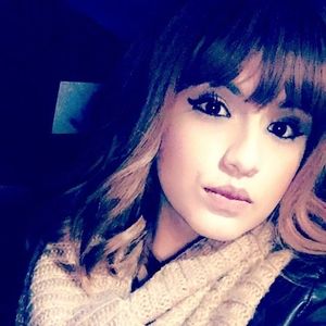 Meet your Posher, Rebeca