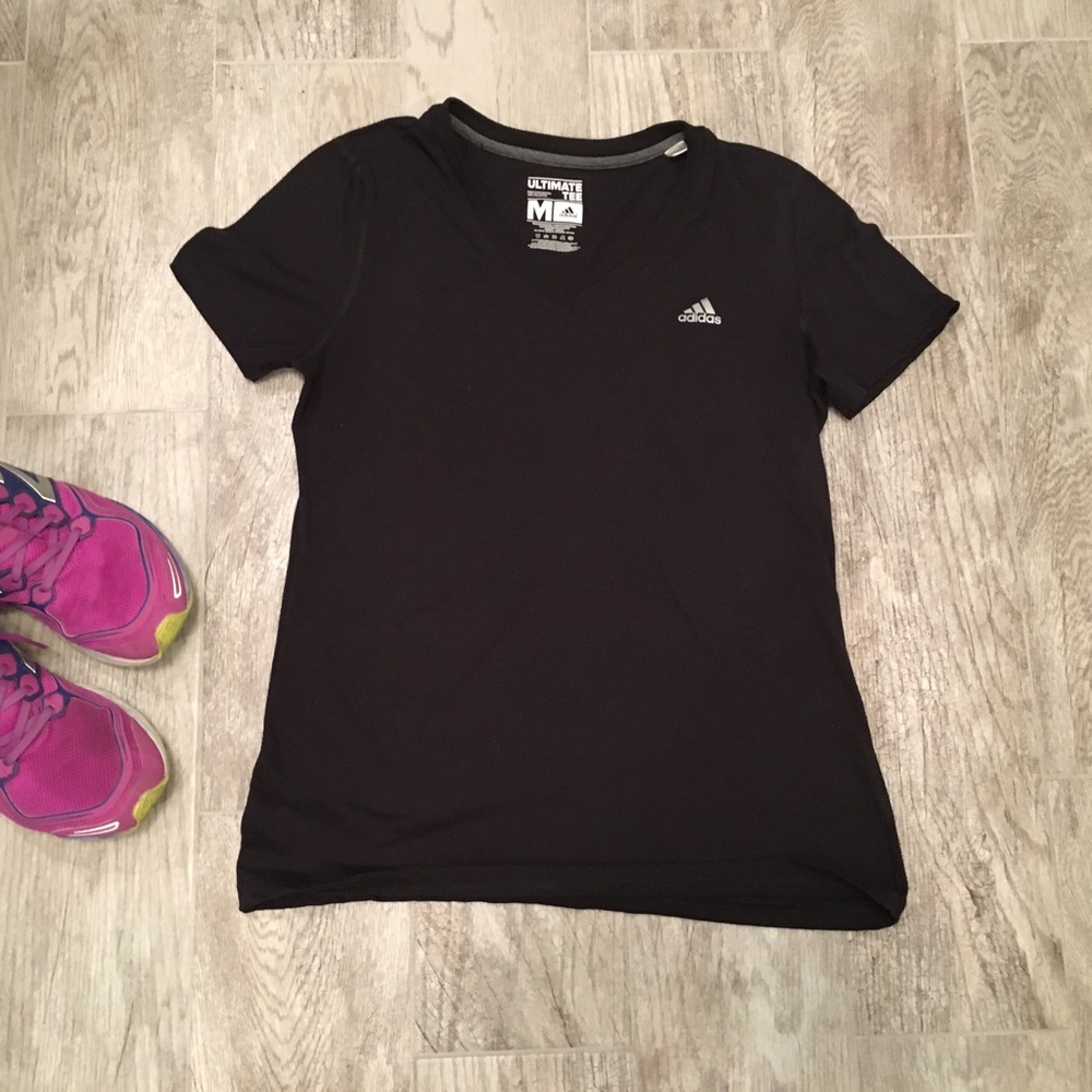 👾 Adidas Ultimate Tee SIZE M