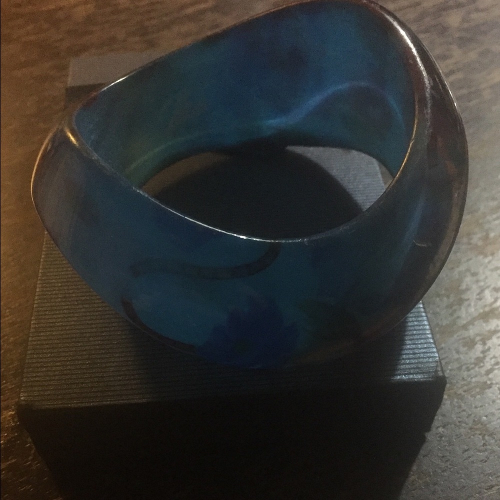 Geo Hinged Durable Acrylic Bangle