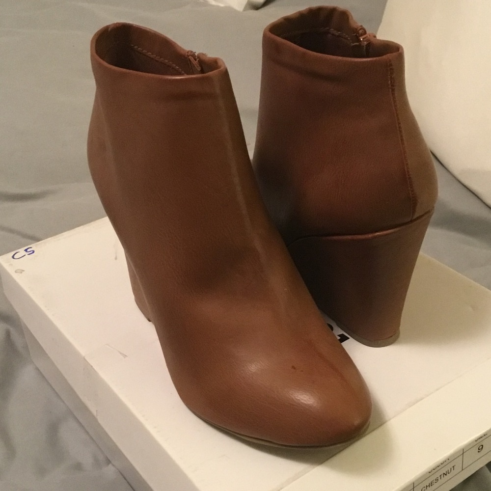 Wedge ankle booties