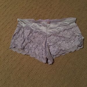 Sexy Lacey Hipsters NWOT