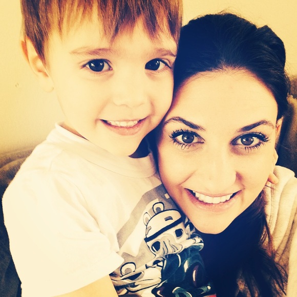 Meet your Posher, Tessa - Picture 2 of 2