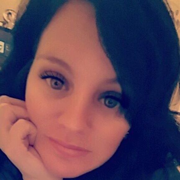 Meet your Posher, Shelly - Picture 1 of 1