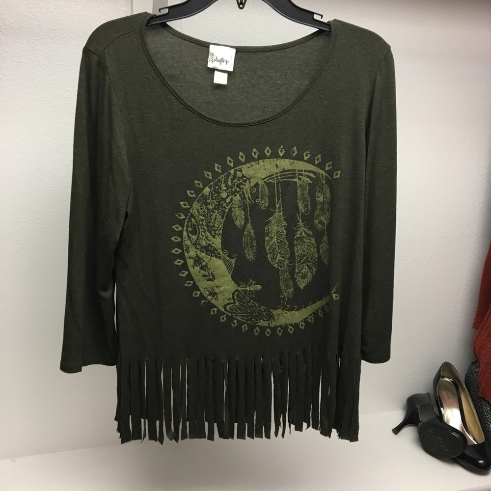 Moon and feather fringe top
