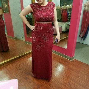 2XL Sexy Burgundy two piece illusion dress