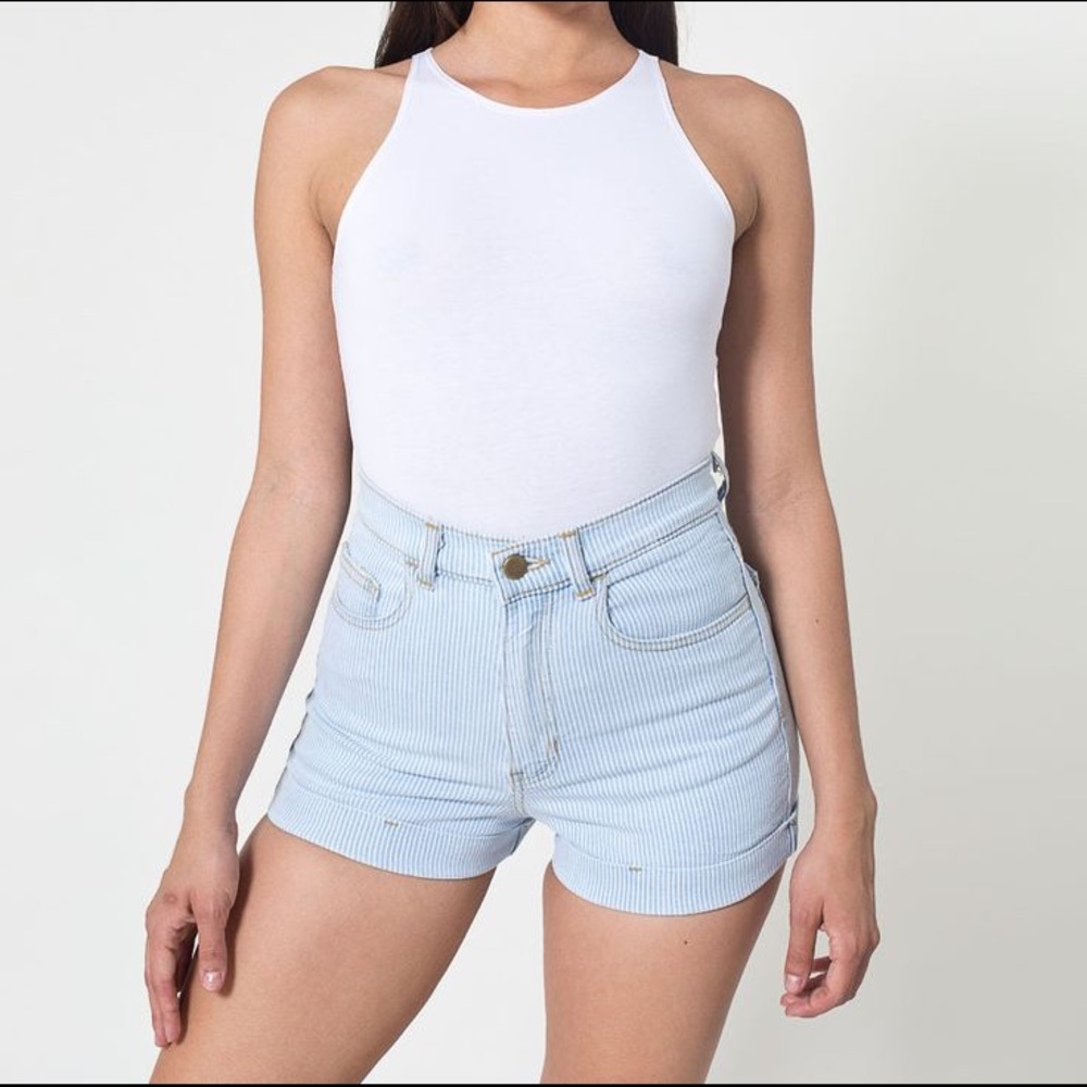 📦 NWOT AA High-waisted striped shorts