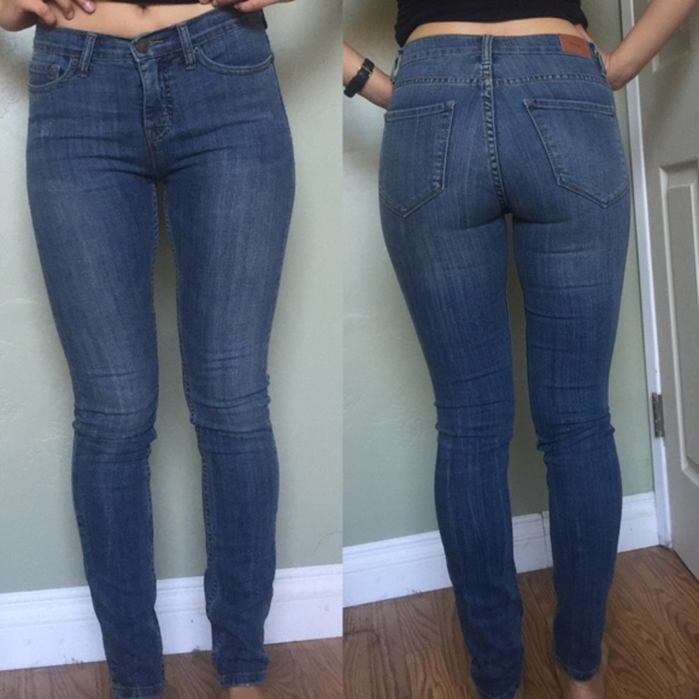 BDG Cigarette High-Rise Jeans