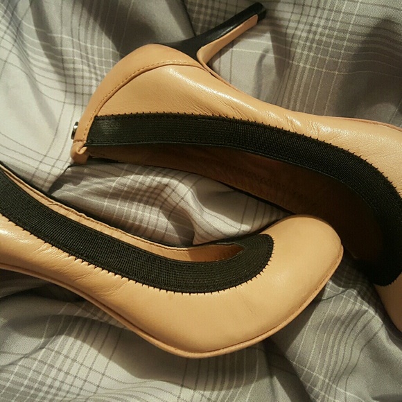 Authentic BCBG Sandalwood and Black - Picture 2 of 5