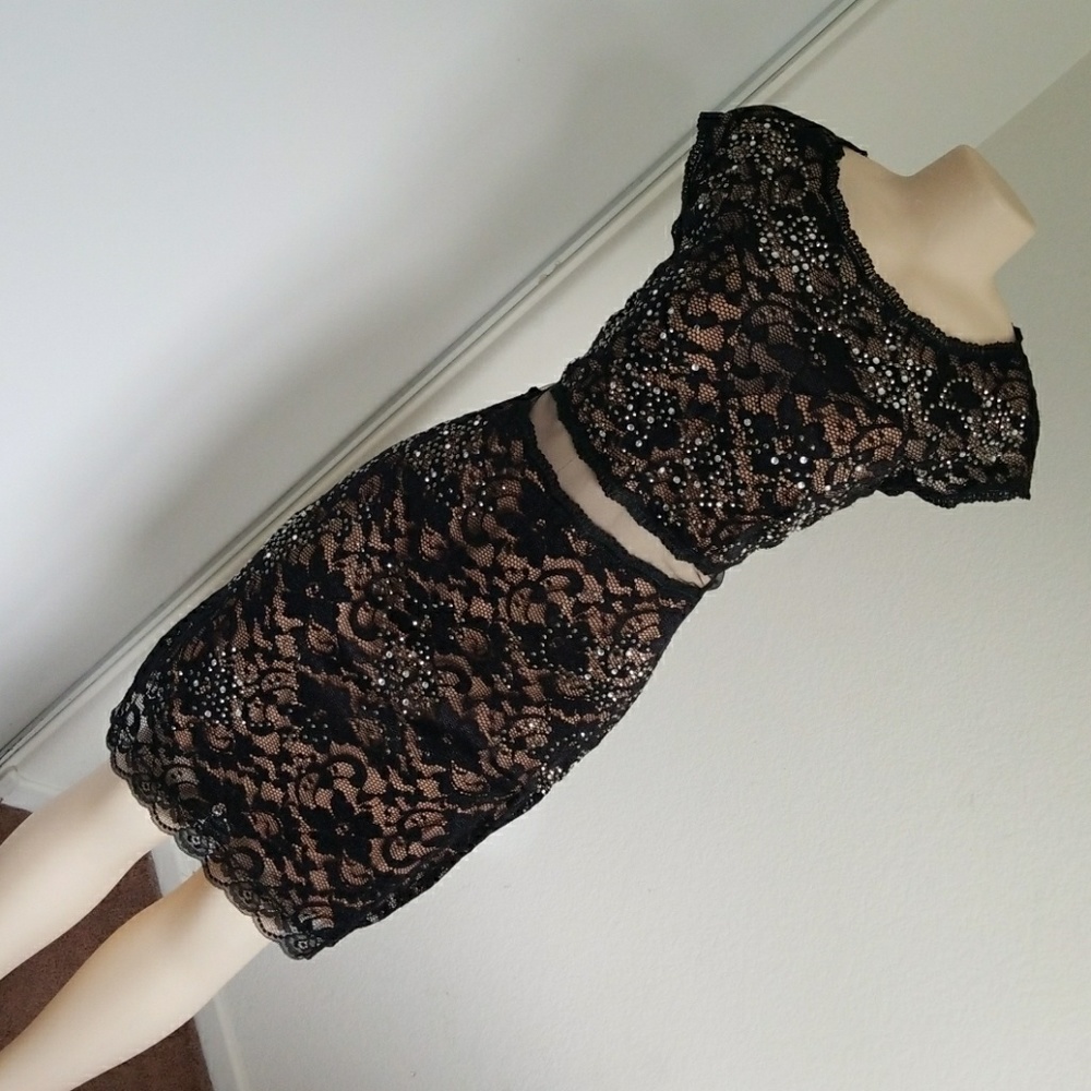 SALE!! Two piece illusion dress short