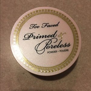 ❤️Too Faced Primed and Poreless Powder❤️
