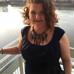 Meet your Posher, Leslie