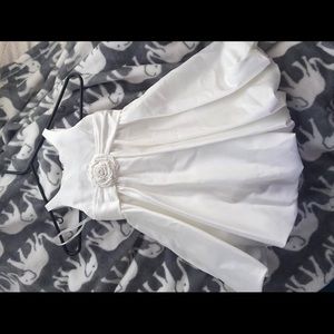 Flower girl dress