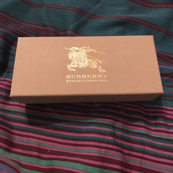 sunglasses box - Picture 1 of 3