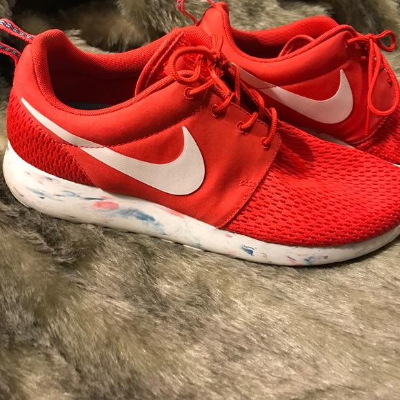 Nike Other - Men's Nike Roshe Run- Red/White/Blue
