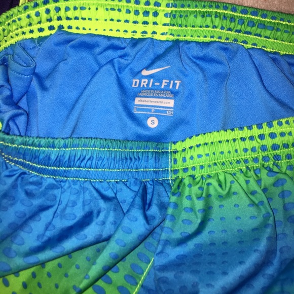 Blue and Green Nike Shorts - Picture 3 of 4