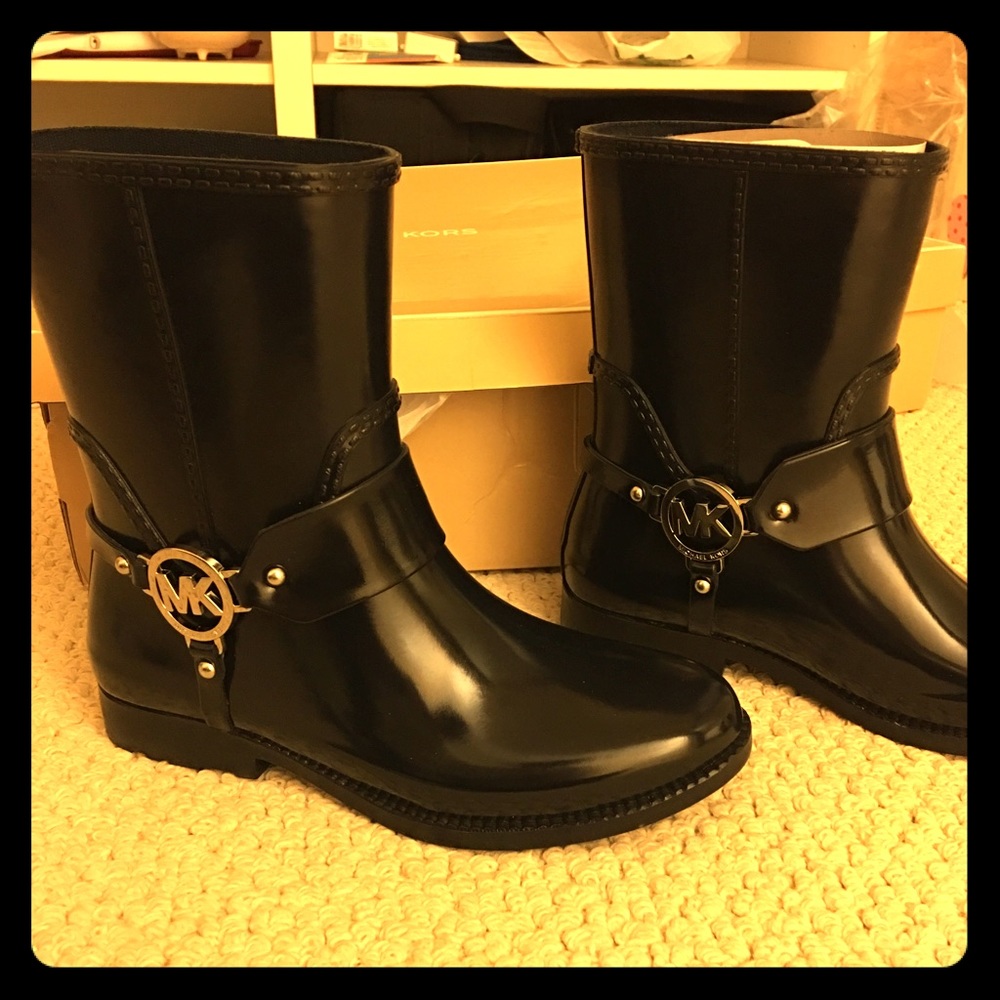 *RESERVED. DO NOT BID* Michael Kors rain boots