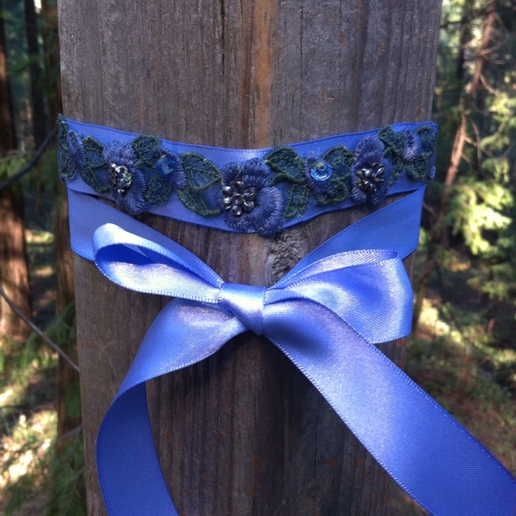 kreativekristen Jewelry - Upcycle periwinkle purple choker kreativekristen Jewelry - Upcycle periwinkle purple choker